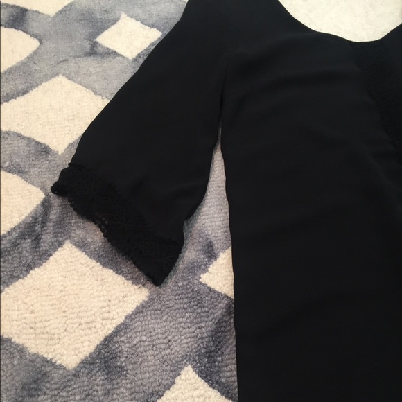 Black open back blouse - Picture 2 of 6